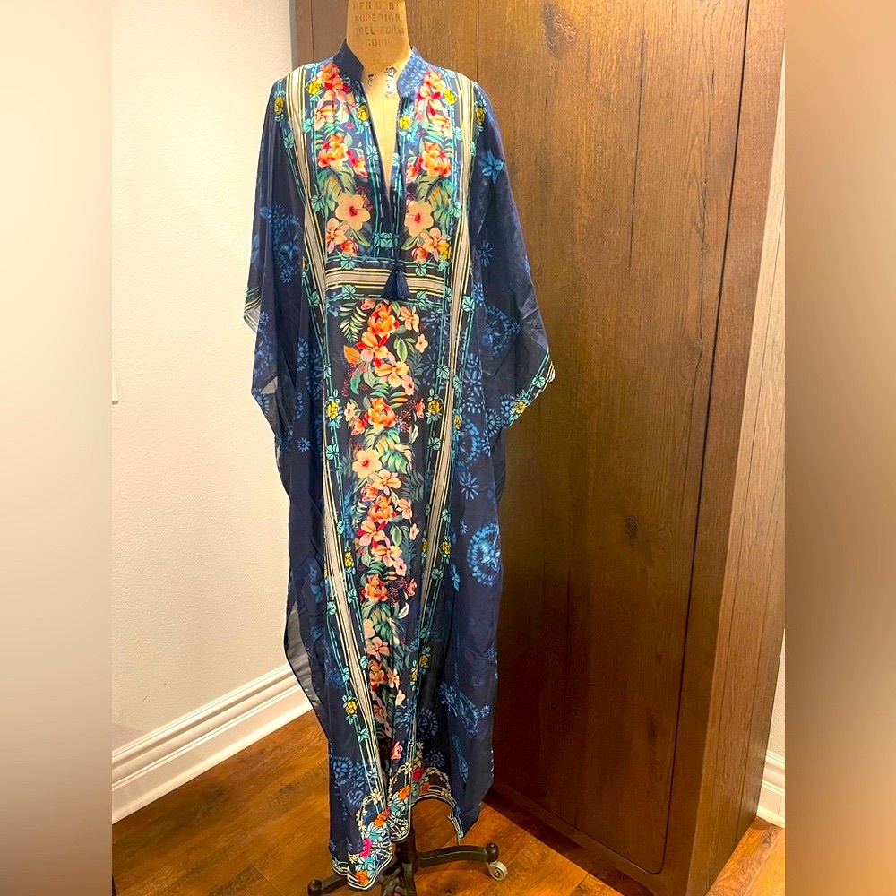 EUC Johnny Was Anna Kaftan